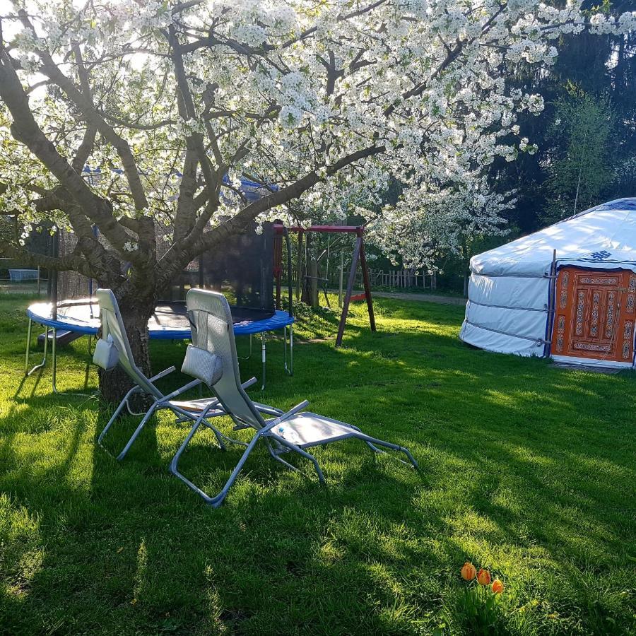 Pension New Nomads Zesch Kültér fotó