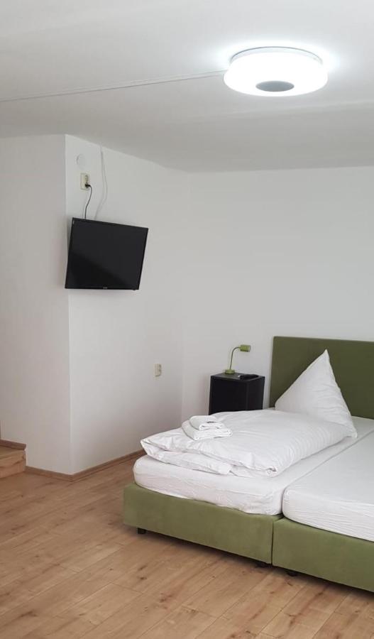 Pension New Nomads Zesch Kültér fotó